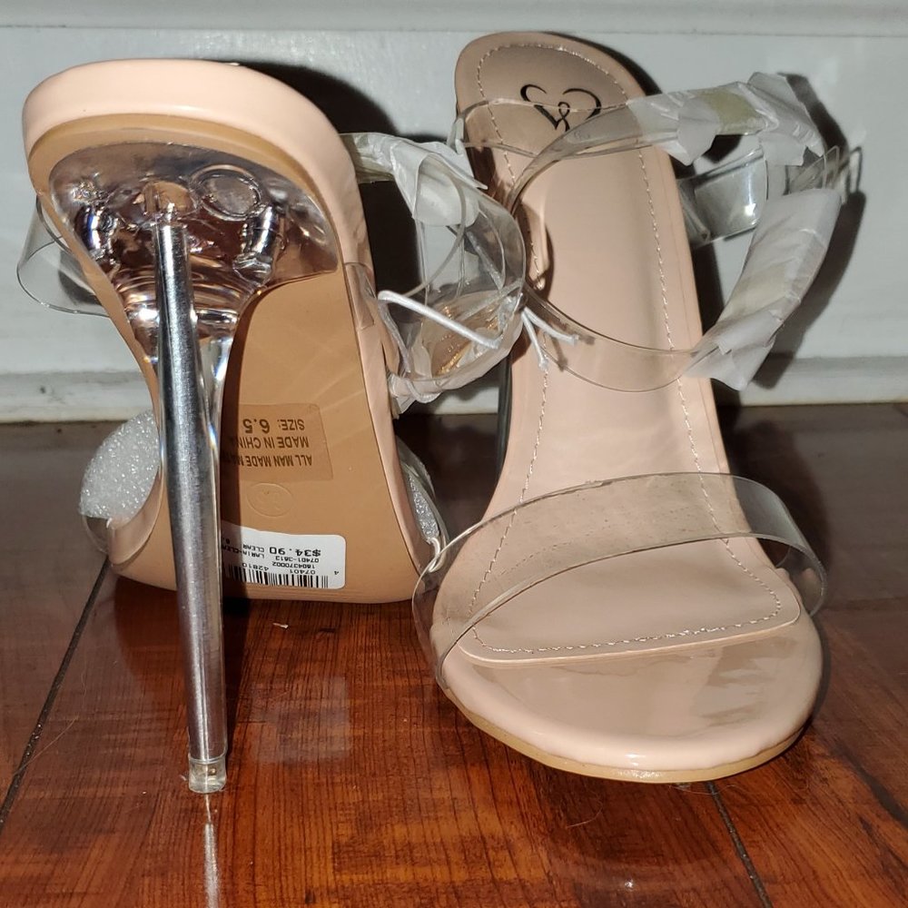 Windsor Nude Clear Heels size 6.5